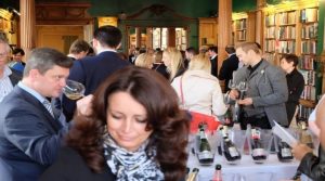 Glass of Bubbly Champagne & Sparkling Wine Tasting Spring 2016
