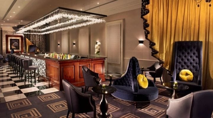 Réunion Champagne & Cocktail Bar