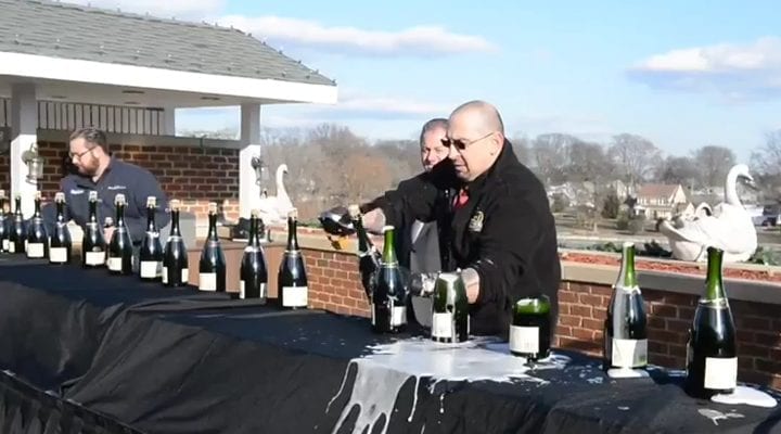 48 Champagne Bottles Sabred in 1 minute - New World Record!