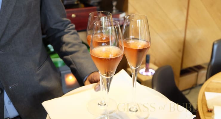 three_glasses_of_champagne