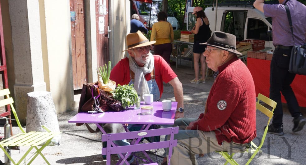 french men in market
