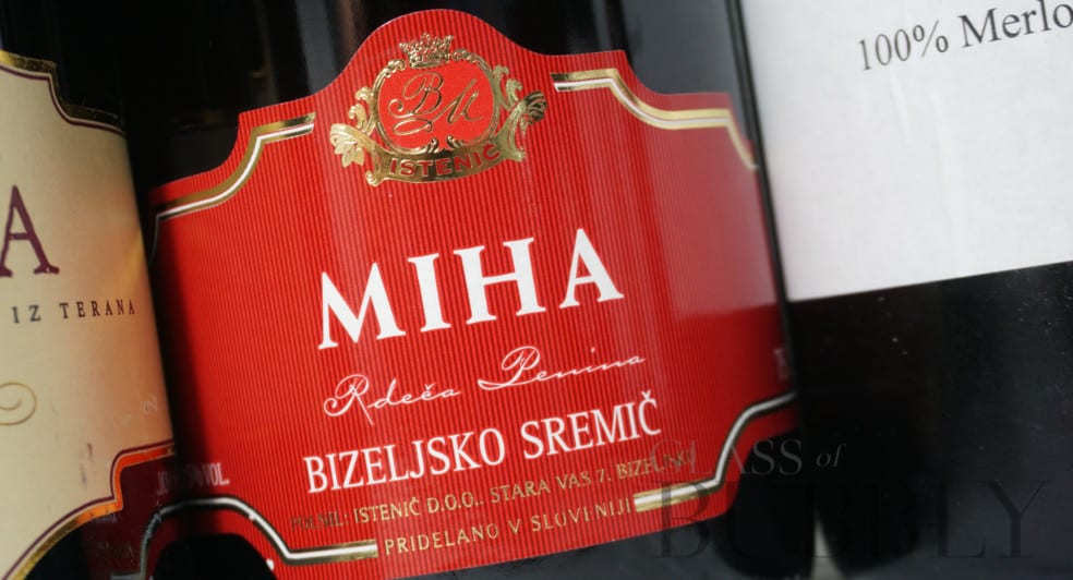 Istenic Miha red sparkling wine