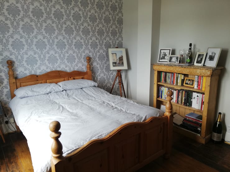 Overnight accommodation at Glass of Bubbly