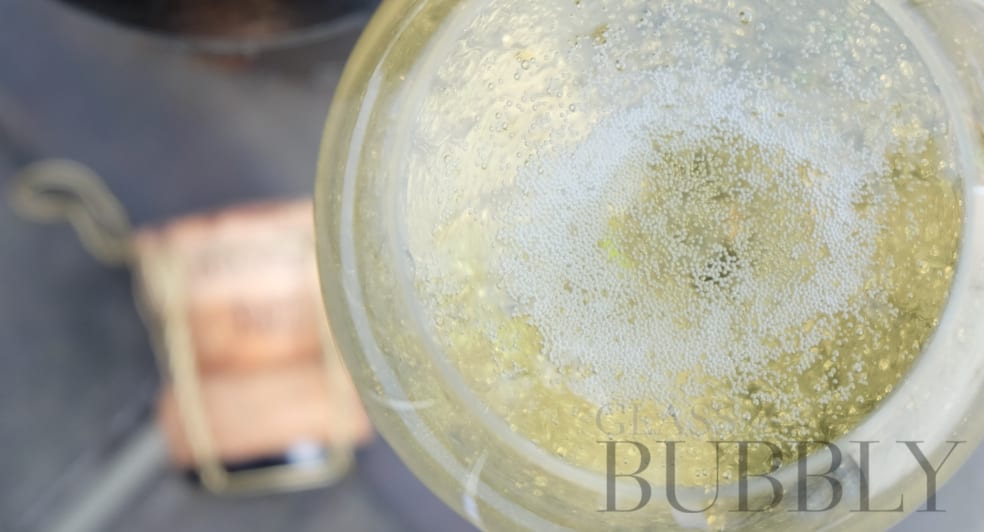 Where do Champagne bubbles come from