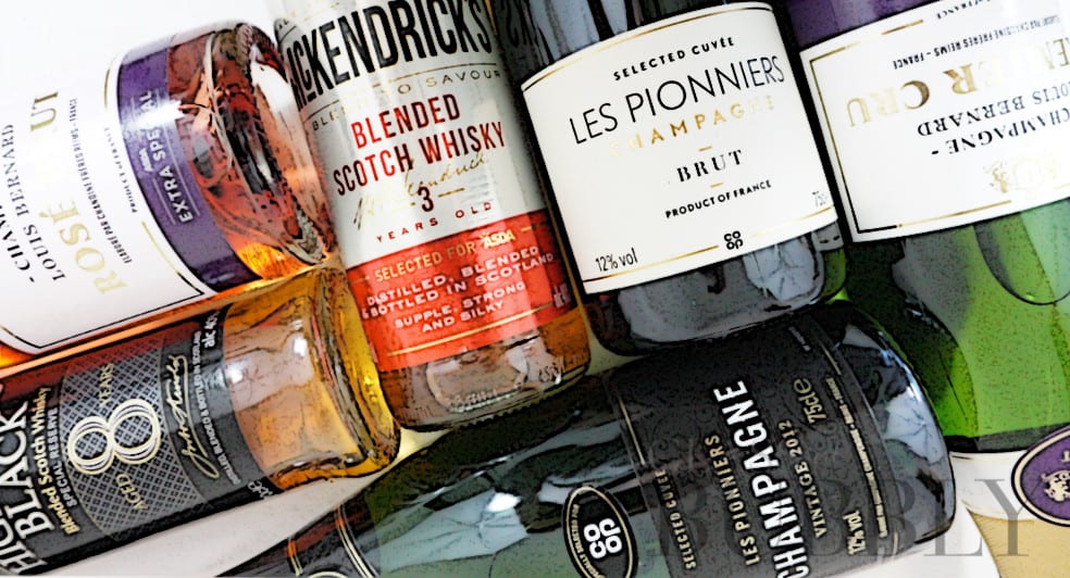 Champagne & Whisky Cocktail for New Year Celebrations Glass Of Bubbly