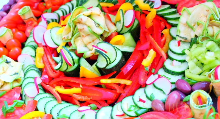 mixed cut vegetables and salad