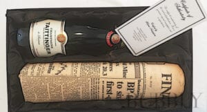 Champagne and Newspaper gift set
