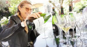 For the best Champagne Tasting experience - Embrace it with all your senses!